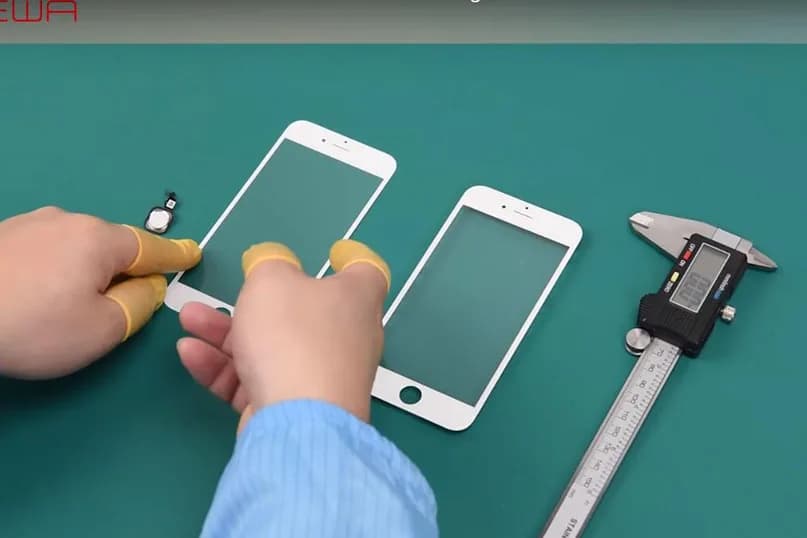 CMG Glass Lens – Solution to iPhone Bezel Coming Off