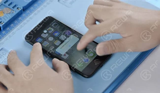 Power on, the screen is stuck off and power button responses slowly.