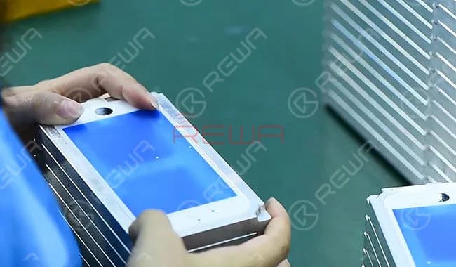 iPhone Aftermarket Glass Lens Factory Tour in China