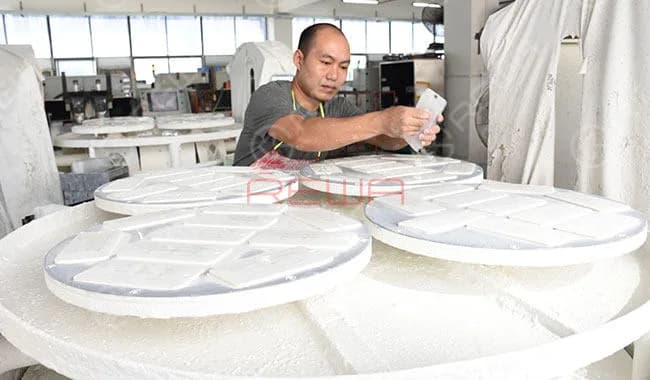 iPhone Aftermarket Glass Lens Factory Tour in China