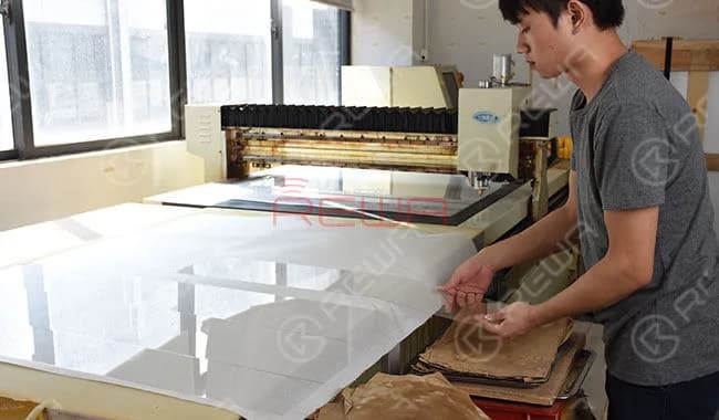 iPhone Aftermarket Glass Lens Factory Tour in China