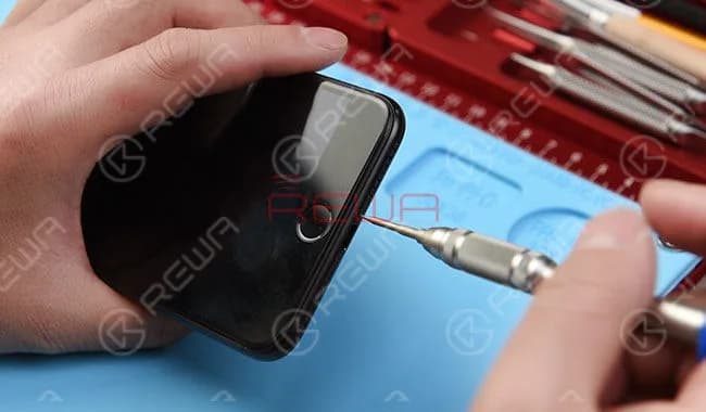 Fix iPhone 7 Won't Turn On