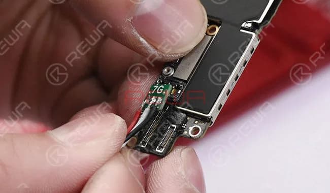 Fix iPhone 7 Won't Turn On
