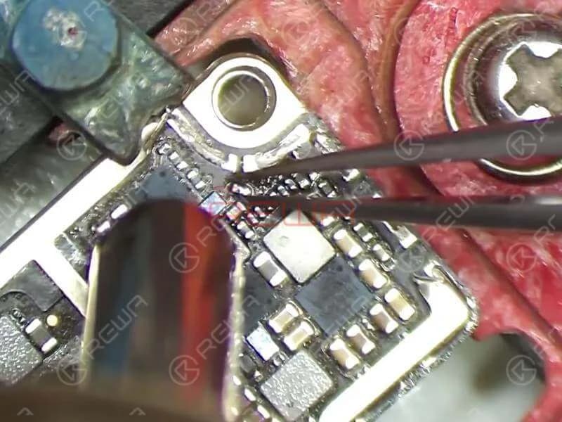 How To Fix iPhone 8 Plus Black Screen/No Display