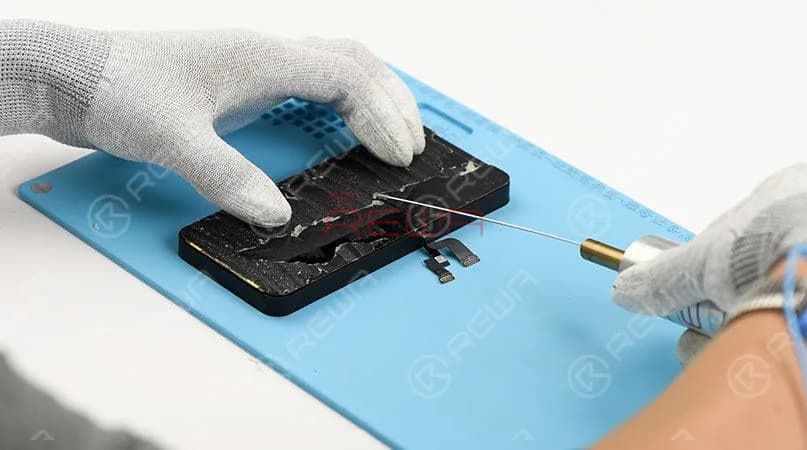 Glue Removing
