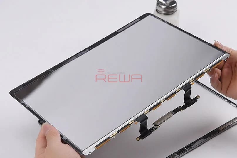 MacBook LCD Repair: Easy Fix with Air Slice Tool
