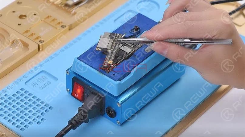 3 Must-have Tools For Double-stacked Motherboard Repair