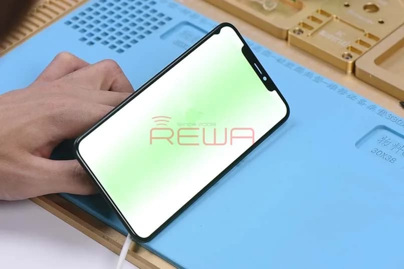 How To Fix iPhone XS Max Screen Flickering