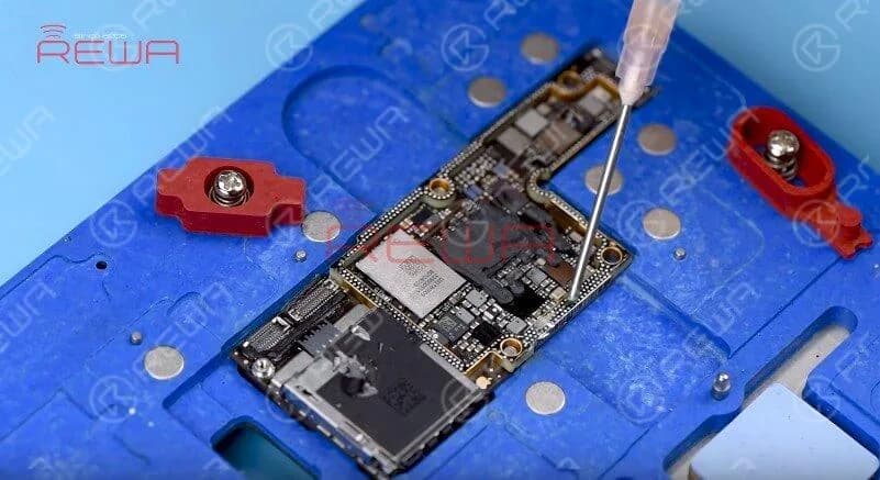 We need to re-solder the upper layer with the third space PCB.