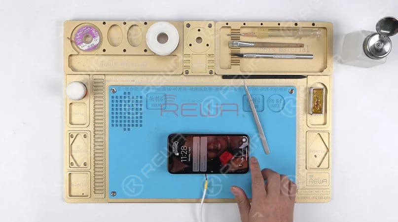 iPhone X/XS/XS Max Water Damage Troubleshooting