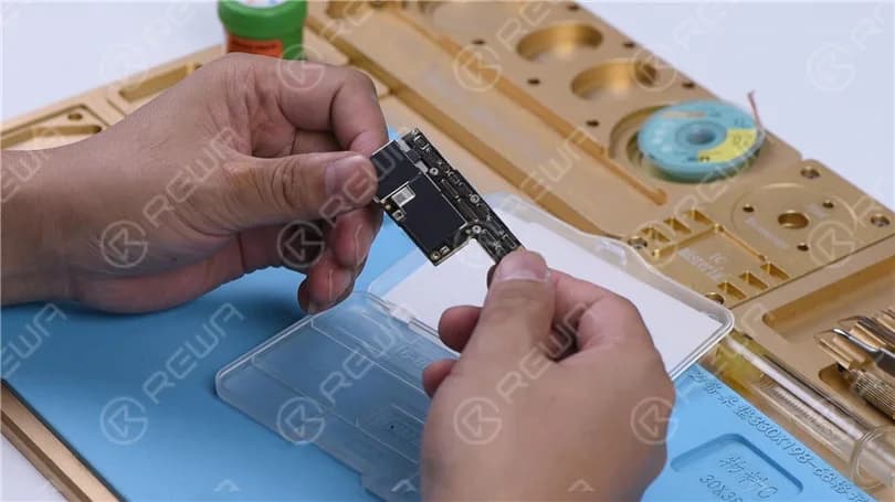 Fix iPhone X with Distorted Sound