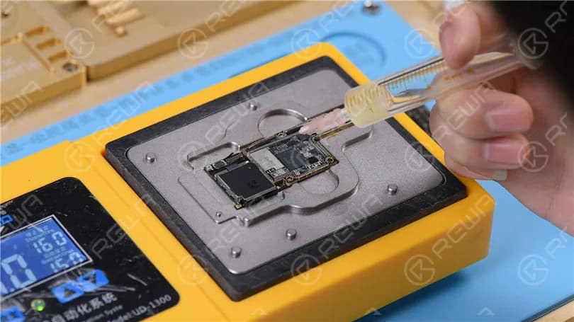Fix iPhone X Won't Turn On With Large Boot Current