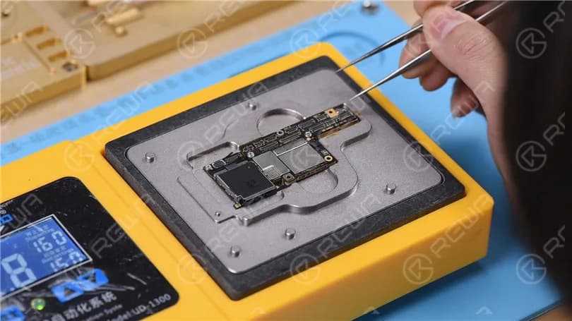 Fix iPhone X Won't Turn On With Large Boot Current