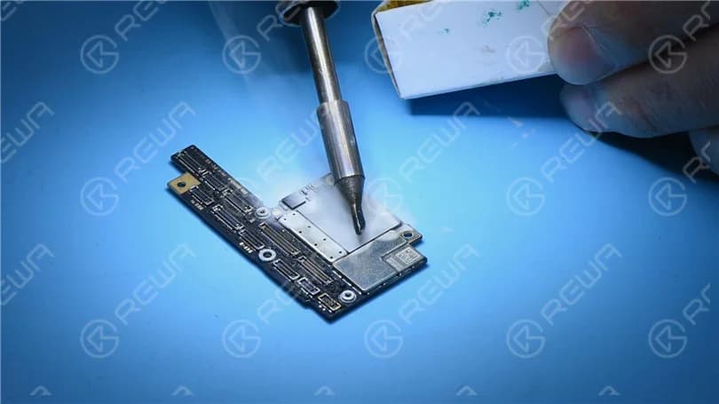 Fix iPhone X Won't Turn On With Large Boot Current