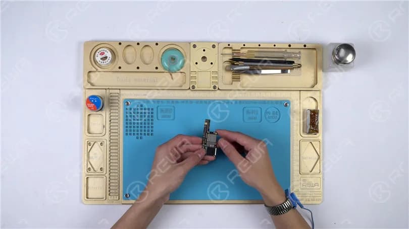 Fix iPhone X Won't Turn on