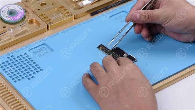How to Fix iPhone X Stuck On Apple Logo/iTunes Error 4014