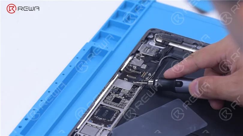 How to Fix iPad Touch Jumping/Glitching - Touch IC Replacement