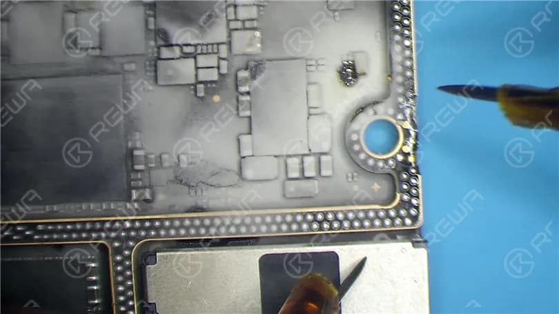Comment réparer l'iPhone 11 qui ne s'allume pas avec un courant important