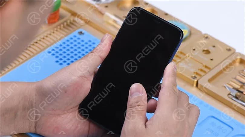 Comment réparer l'iPhone 11 qui ne s'allume pas avec un courant important