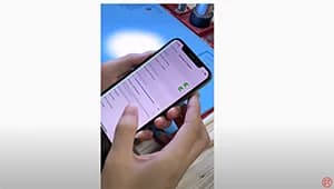Fix Weird Vibration on iPhone XS by Jumper Wires