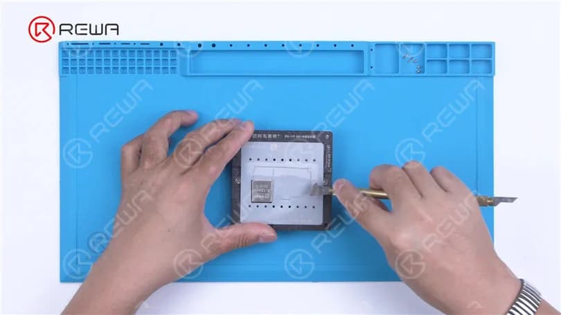 Fix iPhone 11 Pro Max Won’t Turn On with LINCSEEK Infrared Thermal Camera