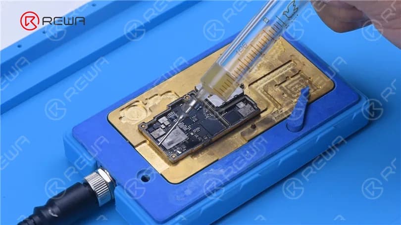 Fix iPhone 11 Pro Max Won’t Turn On with LINCSEEK Infrared Thermal Camera