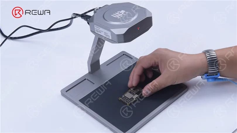 Fix iPhone 11 Pro Max Won’t Turn On with LINCSEEK Infrared Thermal Camera