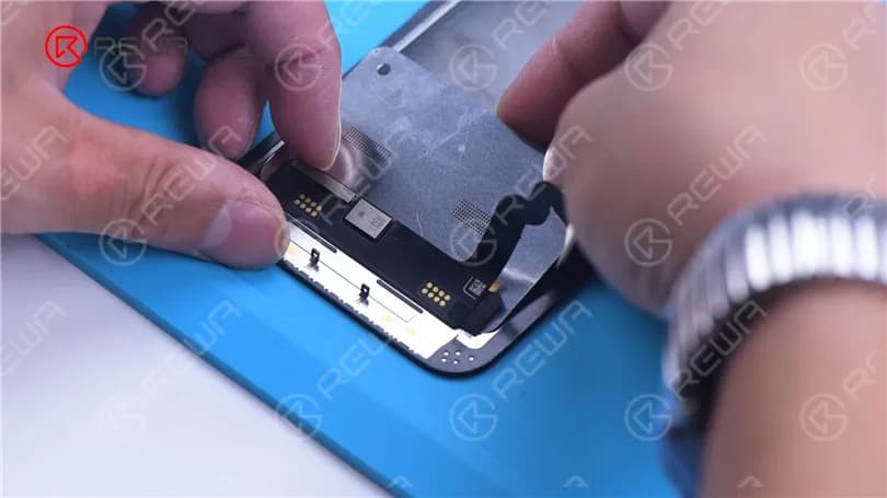 iPhone 13 Face ID funktioniert nicht und wichtige Display-Meldung nach Austausch des Bildschirms beheben
