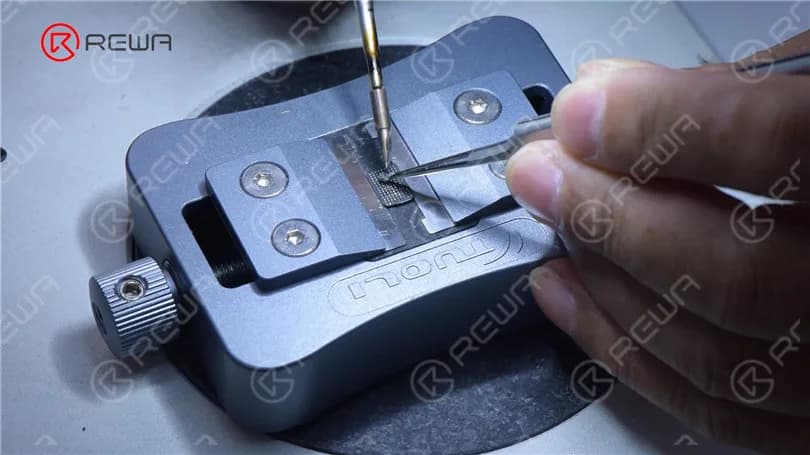 iPhone 13 Face ID funktioniert nicht und wichtige Display-Meldung nach Austausch des Bildschirms beheben