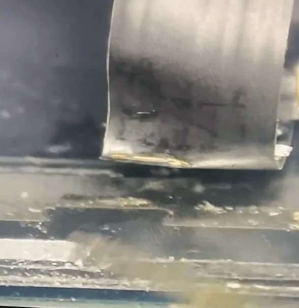 hilos de cobre en el cable flexible