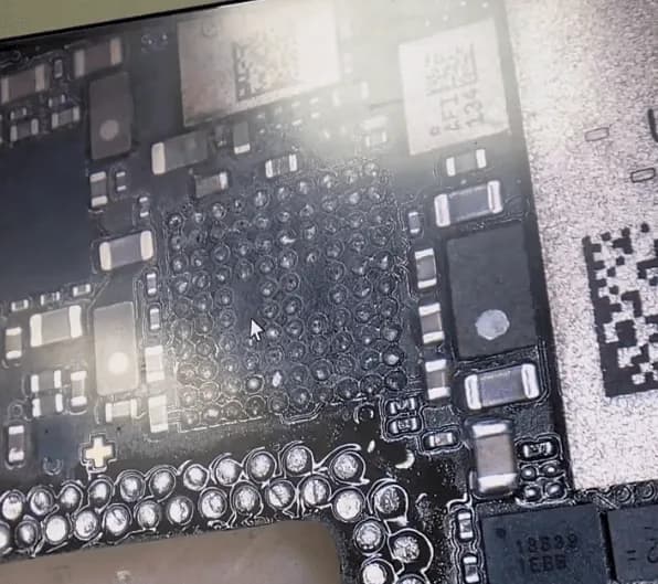 iphone 13 Hauptplatine reparieren