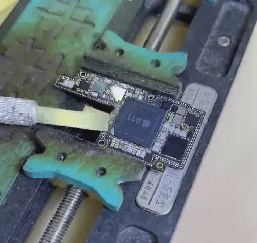 iPhone X Mainboard-Reparatur