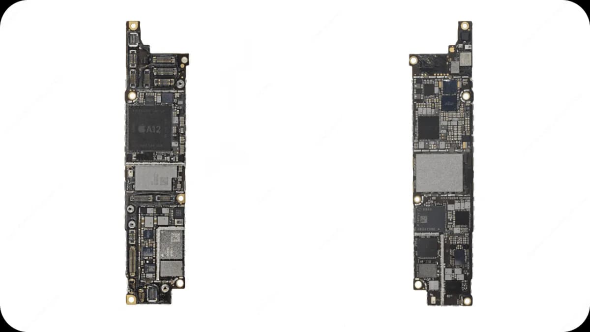 iphone xr board vs iphone 8 plus