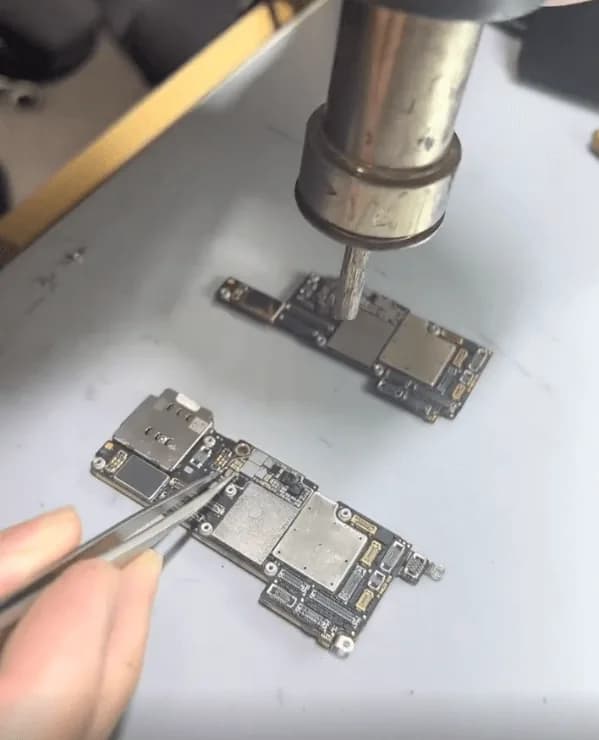 iPhone 13 Pro No Display