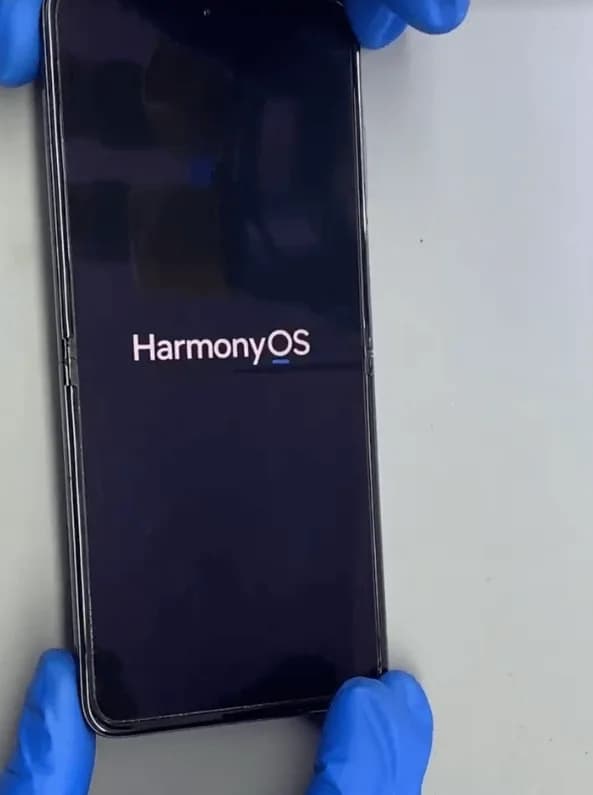 HUAWEI P50 Pocket Seawater Damage