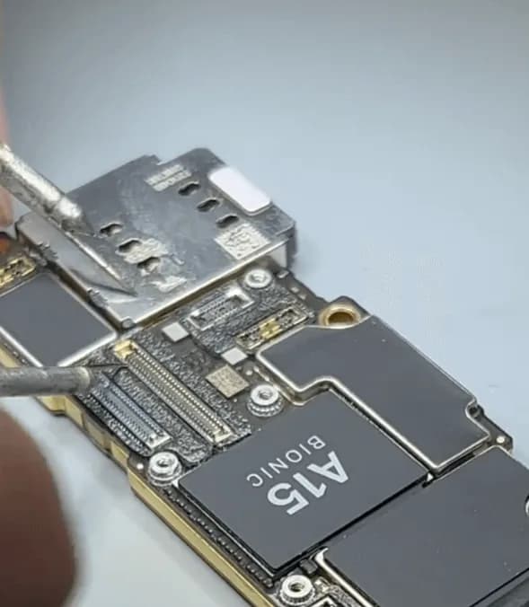 iphone 13 pro Hauptplatine