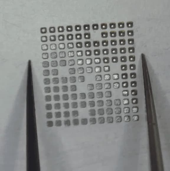 apply solder paste