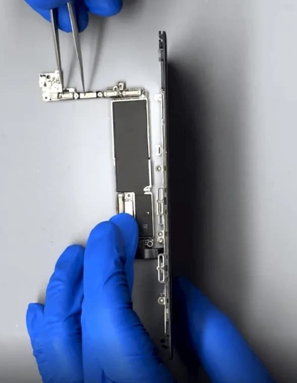 iphone 7 shattered screen