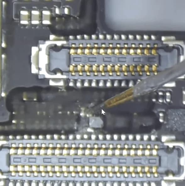 remove iphone 7 black glue