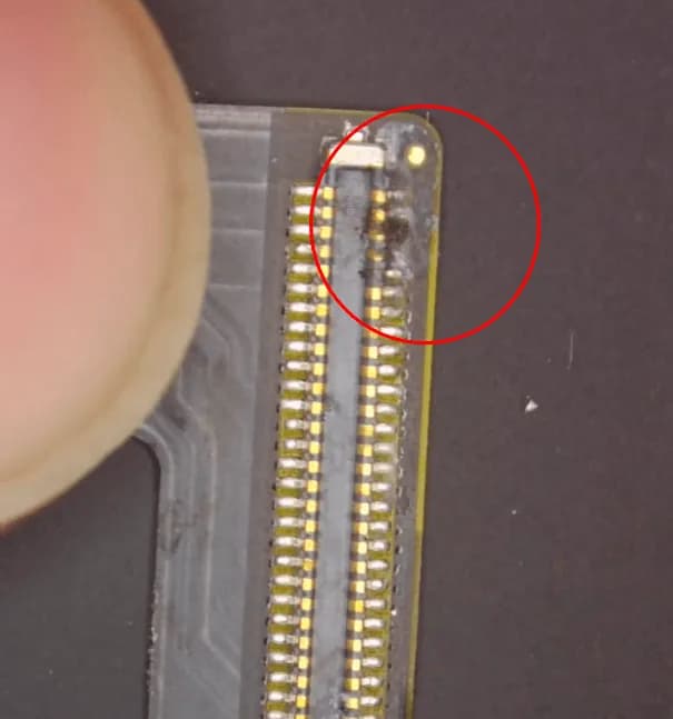 iphone flex cable connector