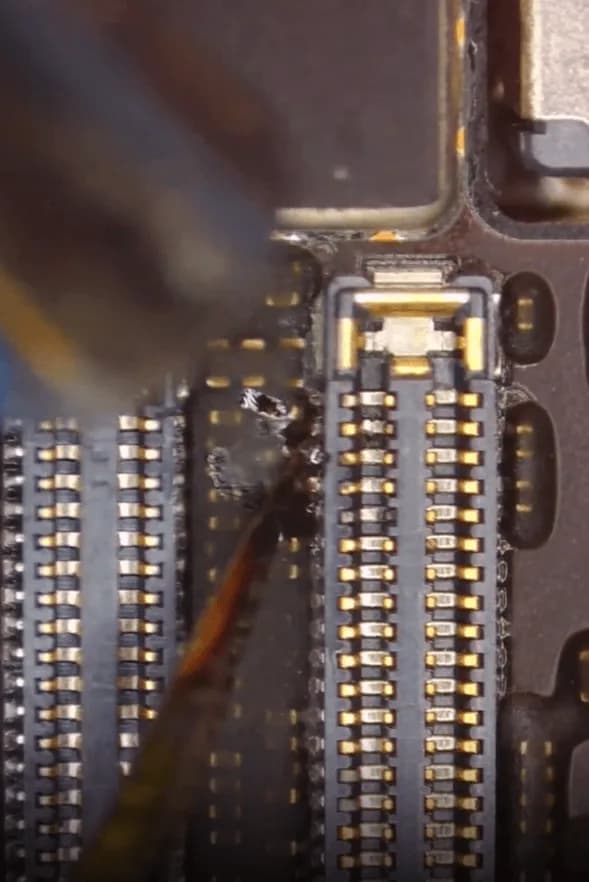 iphone flex cable connector