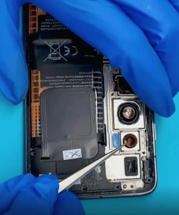 riparazione del telefono