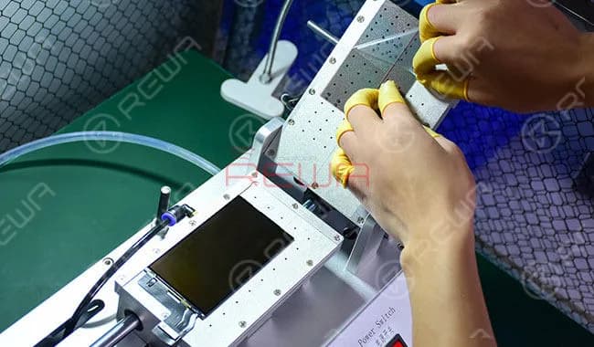 iPhone 8 Broken LCD Screen Refurbishing