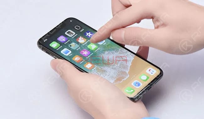 iPhone X Screen Refurbishing