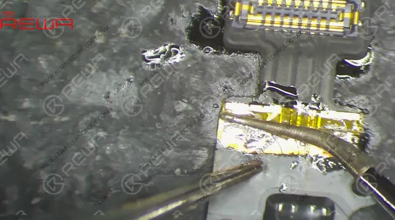 Take apart the phone and remove the display assembly. Run diode mode measurement of the home button connector. The measured value is normal. Which indicates that home button relevant circuit is also normal. And the home button issue has nothing to do with the logic board.