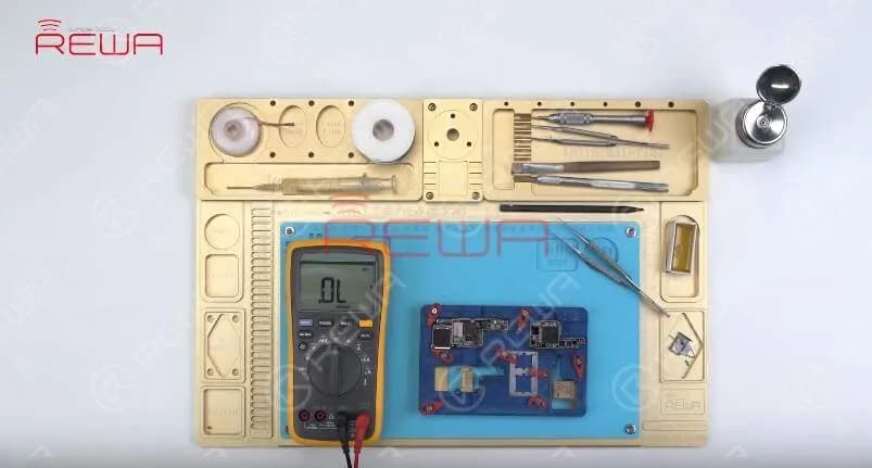 Clean the third space PCB. Run diode mode measurement of Pin S162 and Pin S163. The measured value is normal.