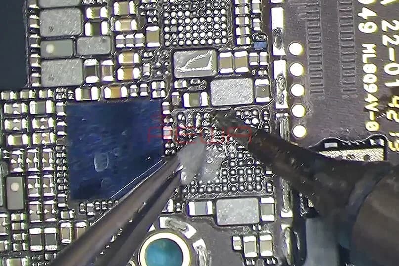 How To Fix iPhone XR Water Damage Issues (iTunes Error 14)