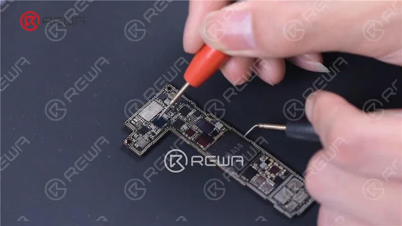 Fix iPhone 12 Won't Turn On By Infrared Thermal Imaging Camera