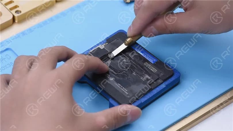 Fix iPhone XS No Service