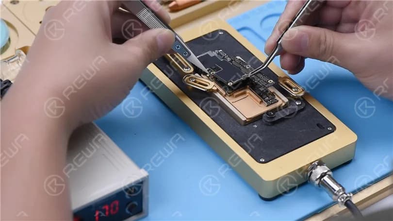 Fix iPhone XS No Service